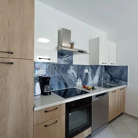 Sea Апартаменты